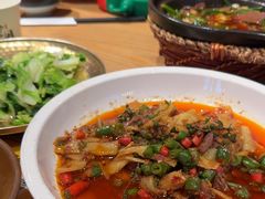 -川堂风·跷脚牛肉·乐山爆炒(宝山日月光店)