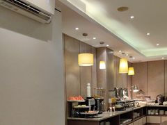 -如家精选酒店(广州萝岗宝能演艺中心香雪地铁站店)