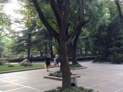 -上海市龙华烈士陵园