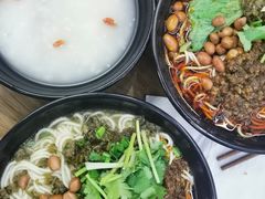 -耙豌豆重庆小面