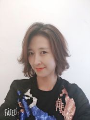 -构想时尚发型会所