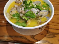 -何记花甲(海岸城旗舰店)