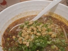 -阳阳中国饭(北京荟聚店)
