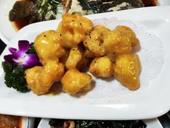 -绿岛酒楼(小海地店)