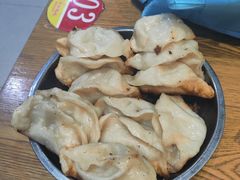 -黄阿姨锅贴大王(万航渡路店)