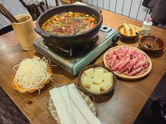-黔有有贵州酸汤夺夺粉火锅(五味十字店)