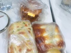-BONBON BAKERY