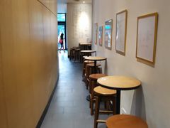 用餐区-星巴克(深圳星都豪庭店)