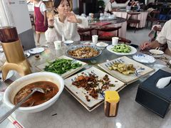 -壹阁胡羊焖饼(特色小吃街店)
