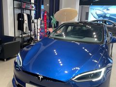 -TESLA 特斯拉(上海太古汇体验店)