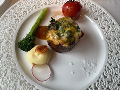 -弦月窗LUNETTE BY AMANDA(复兴路店)