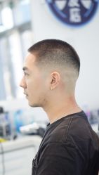 -DL BARBERSHOP男士理发店