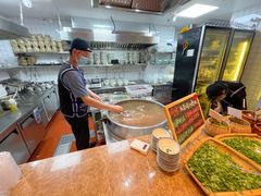 -云阿蛮云南生烫牛肉米线(奉贤路店)