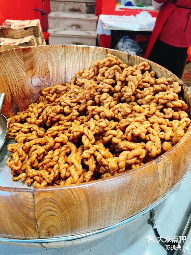 来宁波玩怎么能错过鼓楼的这家油赞子