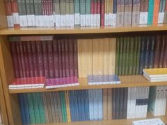 -尔雅书店(太原金广大厦店)