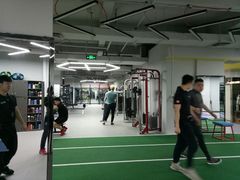 -CXFIT 陈徐健身工作室(凯旋店)