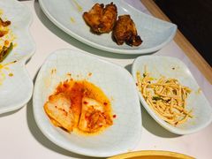 秘制烤鸡翅-猪啊牛呀羊啊铜盘烤肉(正大广场店)