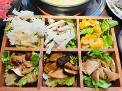 -芸鲜季·云南野生菌餐厅· 云南风物味研社(闵行店)