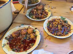 -拈签一笑黄牛肉辣卤串串