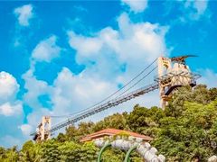 -客天下恐龙水晶玻璃桥