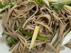 -溢心园香河肉饼总店