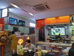 -麻小劲菌汤麻辣烫(体育西路店)