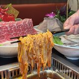 成都12年鲜货火锅扛把子！让我连炫三盘毛肚！