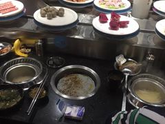 -钱小主·自助回旋烤肉火锅餐厅(东方新天地店)