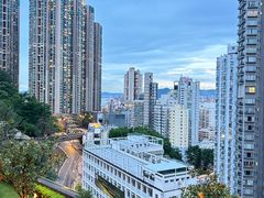 -香港大学