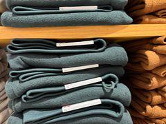 -优衣库(上海金桥国际商业广场店)