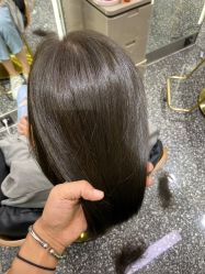 -Tloml salon