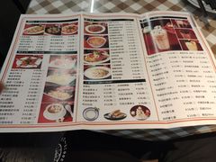 -新大咀港式茶餐厅(宝山万达店)