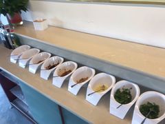 自助调料区-蘑统田下·野生菌火锅
