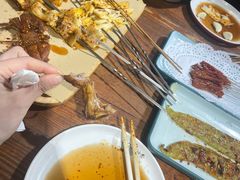 -东大桥小国抻面烧烤(长通路店)