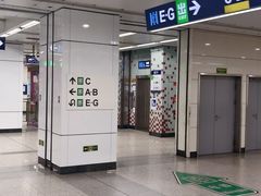 -白石桥南(地铁站)