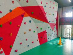 -悦动体能篮球羽毛球网球(三里河店)