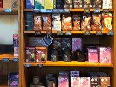 零售区-星巴克臻选(珠海富华里店)