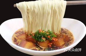 Braised Pork Dry Noodles