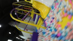 -蹦贝运动中心·蹦床·攀岩·闯关(龙岗店)