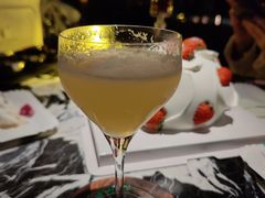 -FLAIR顶层餐厅酒吧(浦东丽思卡尔顿酒店)