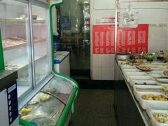 -陆师傅砂锅烫菜(圆通街店)
