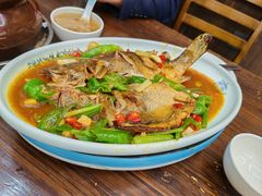 -民间瓦缸煨汤館(嵩山路店)