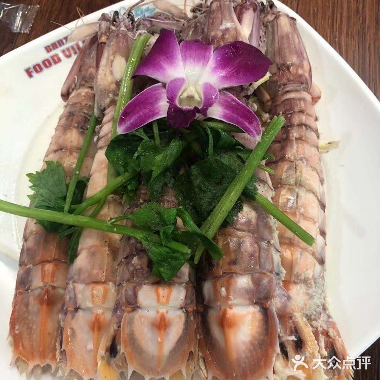 加工要有加工费的～也可以砍价～就是环境有点乱