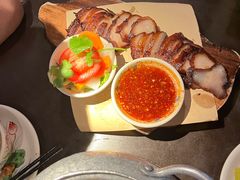 -大头虾越式风味餐厅(光明广场店)