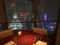 靠窗位-上海柏悦酒店·世纪100牛排馆
