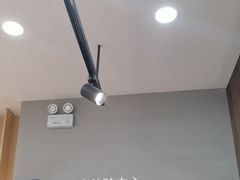-一代眼镜·蔡司配镜(浦东大拇指广场店)