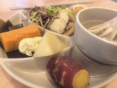 -素满香·全民食养自助(长宁龙之梦店)