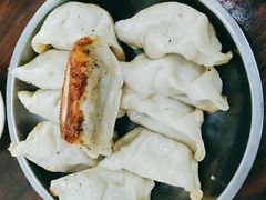 -黄阿姨锅贴大王(万航渡路店)