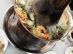 -一口猪海鲜浑锅·东北家常菜