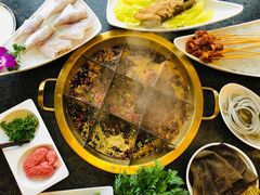 -小天鹅火锅·一线江景洪鼎旗舰店(洪崖洞店)